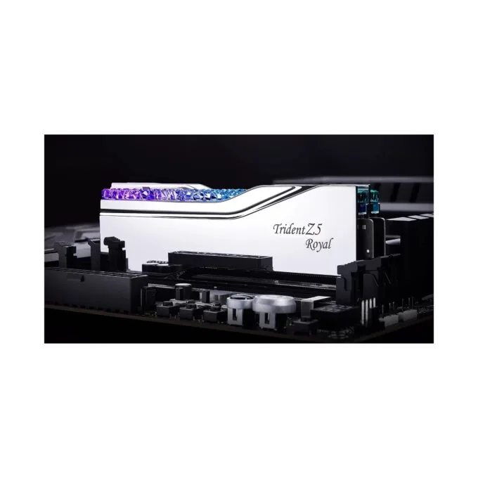 32GB DDR5 6400 CL32 G.Skill KIT (2x16GB) TR5S RGB Royal - F5-6400J3239G16GX2-TR5S — image 3