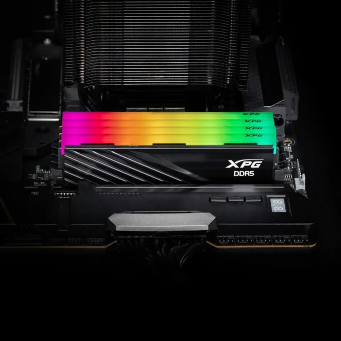 ADATA DIMM 6000 32 GB (2x16 GB) Dual-Kit - AX5U6000C3016G-DTLABRBK. - Black, DDR5 6000 MHz, RGB, XMP/EXPO — image 6
