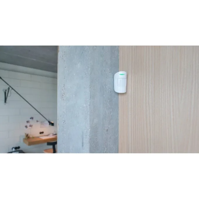 AJAX PIR MotionProtect Plus - White — image 3