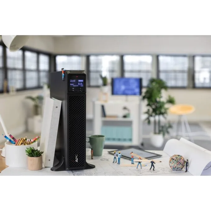 APC Smart-UPS SRT2200XLI - 2200VA/1980W Online UPS, Rack/Tower 2U, 230V, Black — image 11