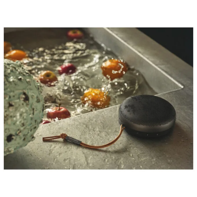 Bang&Olufsen BeoPlay A1 - 2nd Edition Bluetooth Speaker. Anthracite Black — image 7