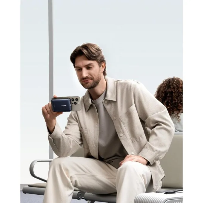 Baseus Powerbank - Wireless 45W 10000mAh NOMOS Qi2-Stand Black — image 5