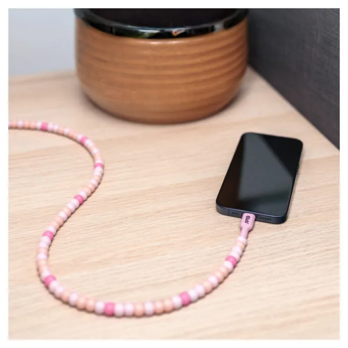 Club3D Lifestyle USB-C Perlen-Kabel PD60W.480Mbps 2m rosa — image 3