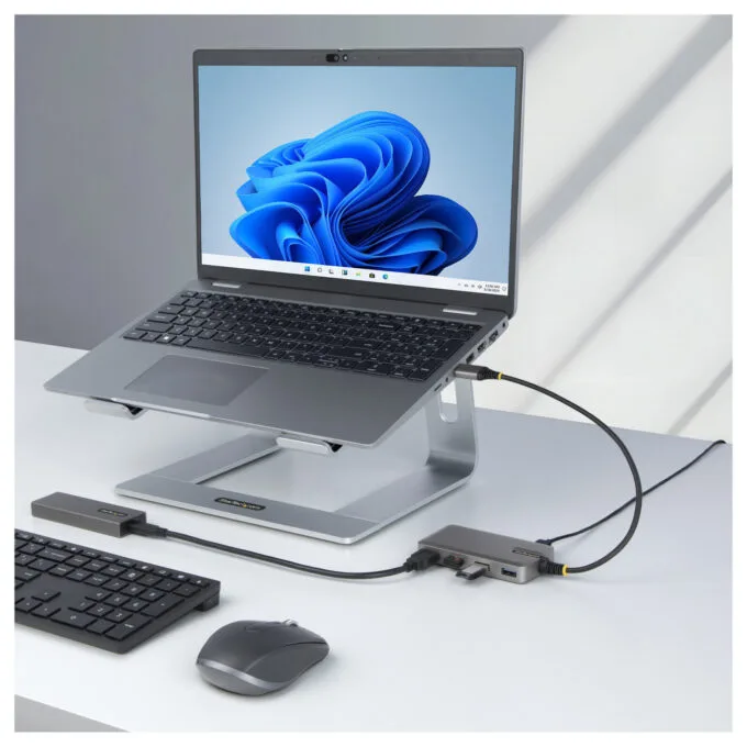 D StarTech 4-PORT USB HUB 5GBPS PORTABLE — image 10