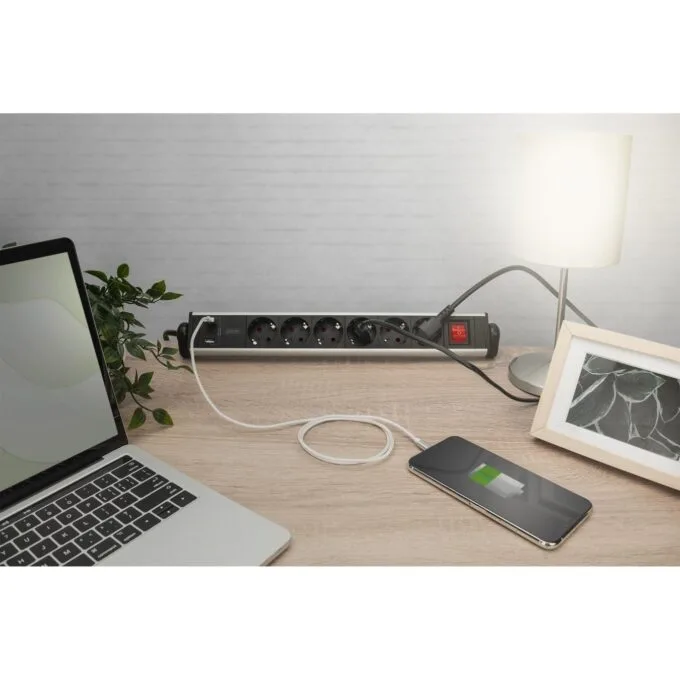 Digitus 6-Port Power Strip with 2x USB-A, 1x USB-C and Switch - Color Black/Silver — image 3