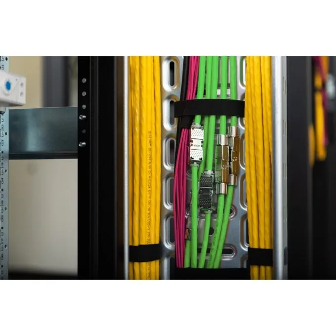 Digitus CAT 8.2 S/FTP Installation Cable - — image 2