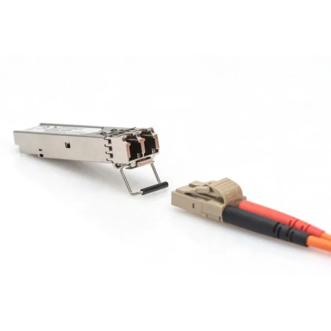 DIGITUS Industrial Mini GBIC SFP Module - 1.25 Gbps, 850 nm MMF, LC, 50/125 µm, 500 m — image 3