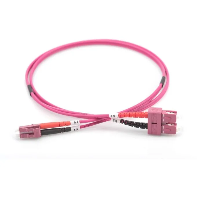 DIGITUS LWL Patchkabel LC - to SC 10.00m Multimode Duplex OM4 - Violet — image 5