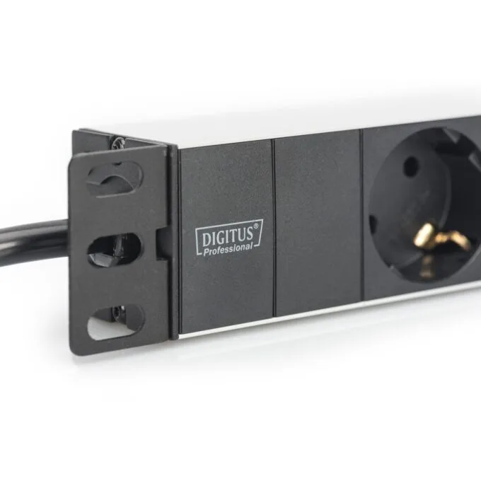 DIGITUS Power Strip 1U 3-Gang Aluminum 2m Lead — image 3
