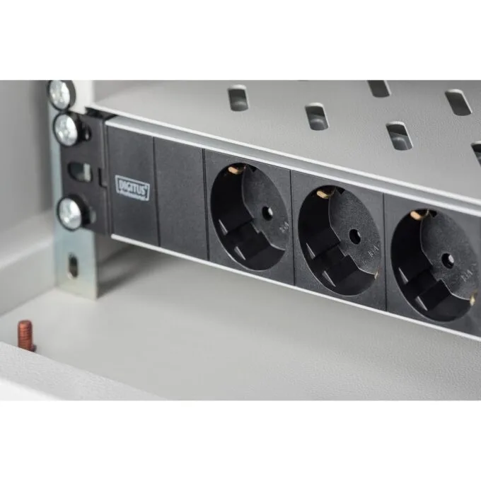 DIGITUS Power Strip 1U 3-Gang Aluminum 2m Lead — image 6