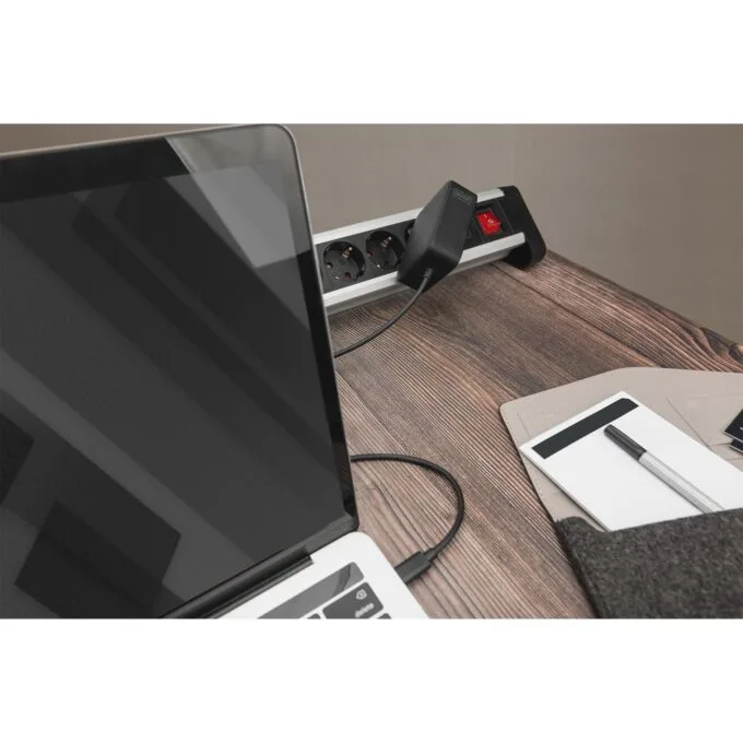 Digitus Universal Notebook Charger USB-C 100W PD3.0 GaN - 1.2m Cable — image 3