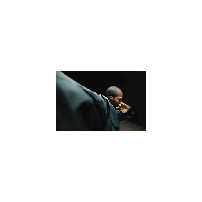 Ear (open), headphones — image 13