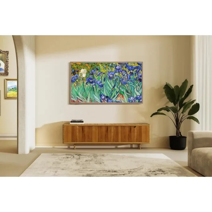 Hisense Canvas TV - 55S7N - 55'' 4K Smart QLED 120hz Canvas TV — image 2