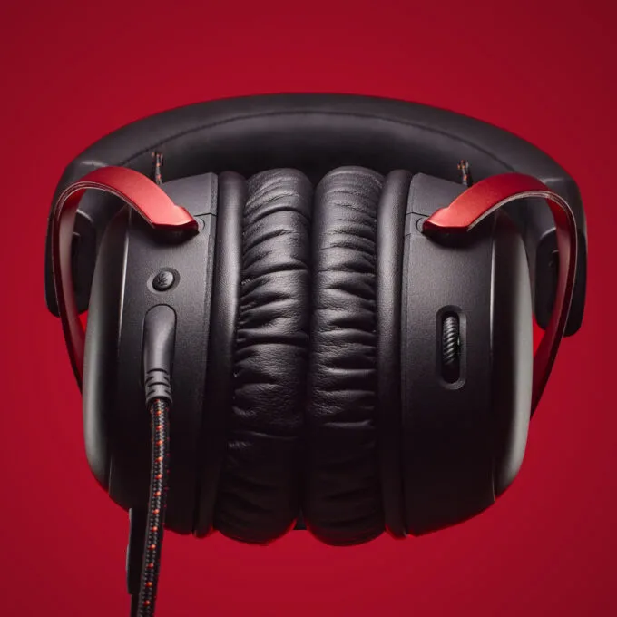 HP HyperX Cloud III Wired Gaming Headset - Black — image 3