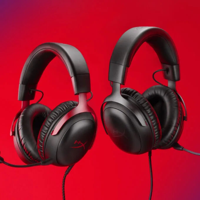 HP HyperX Cloud III Wired Gaming Headset - Black — image 4