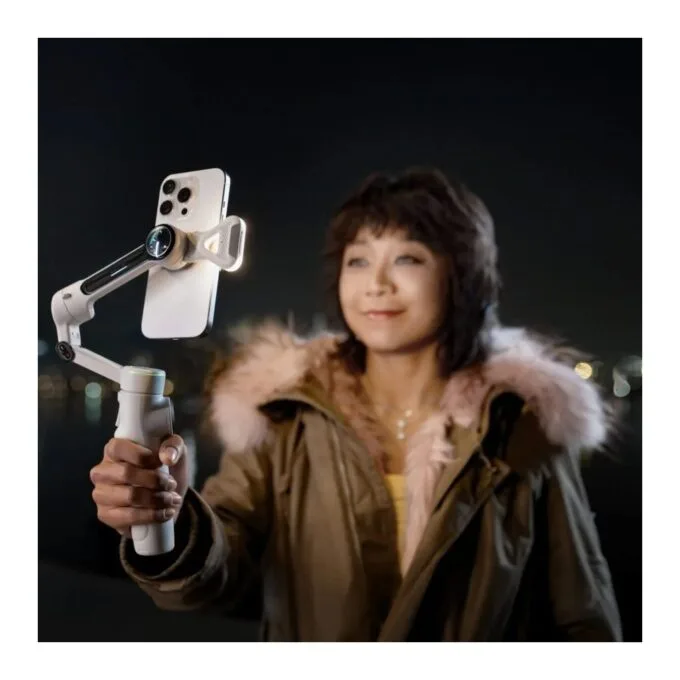 Insta360 Flow 2 Pro Spotlight - Pro level LEDs, Easy Installation — image 6