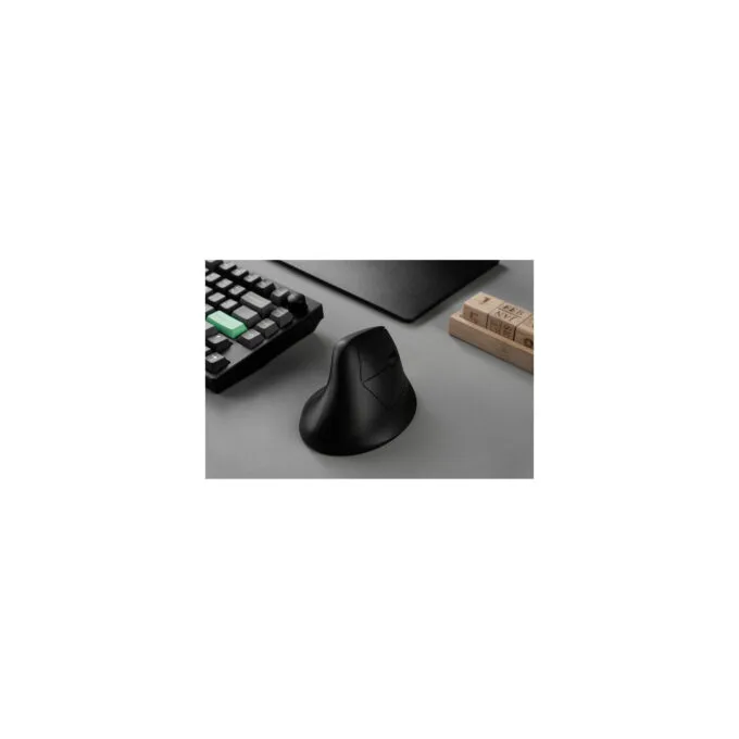 Keychron M5 Wireless 8K Ergonomic Mouse - Black — image 4