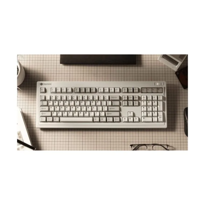 Keychron R6 (R6-M1) QMK Wireless Mechanical Keyboard Red Switch Hot-Swap RGB 100% US Retro — image 6