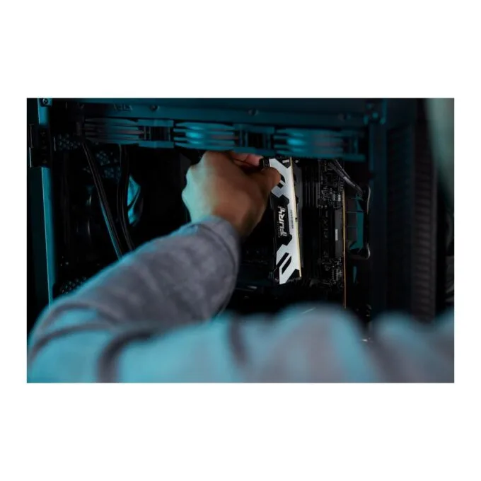 KINGSTON 32GB 8000MT s DDR5 CL38 DIMM Kit of 2 FURY Renegade Silver XMP — image 8