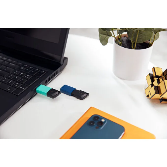 Kingston DataTraveler Exodia M - 64GB USB 3.2 Gen 1 Flash Drive - Black & Blue — image 5