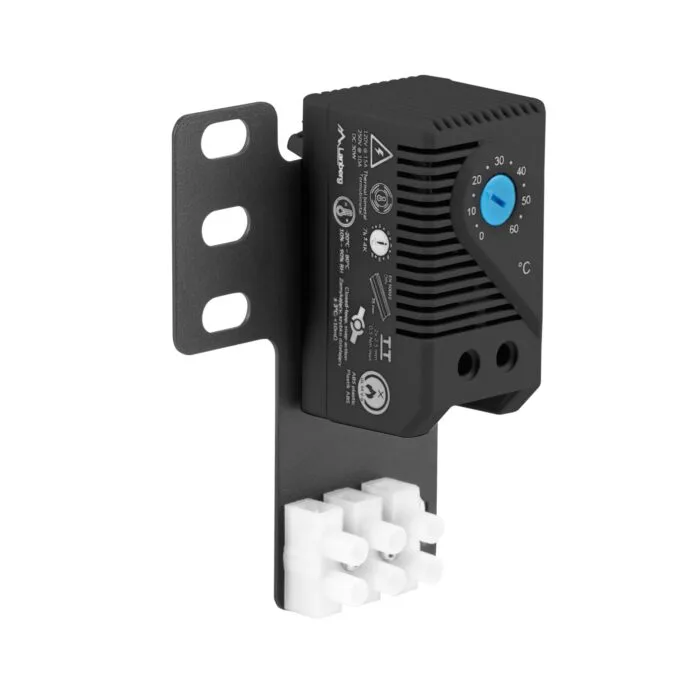 Lanberg Rack Closed-Loop Thermostat - 10A with Terminal Block — image 3