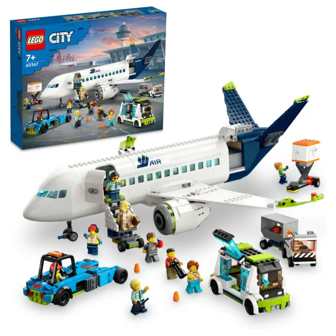 LEGO City Passagierflugzeug 60367 — image 22