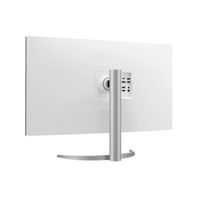 LG 27-Inch 27BP55U-B 4K UHD IPS Monitor - HDR10, USB-C PD 96W, HDMI 2.0, DP1.4 - Silver — image 7