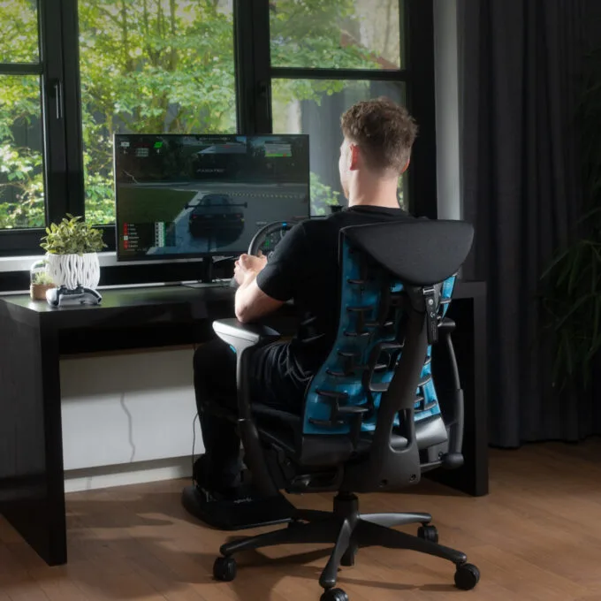 Logitech G29 Driving Force Racing Wheel & Pedals - Force Feedback USB — image 2