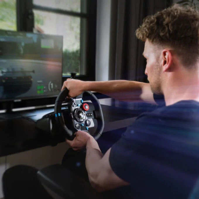 Logitech G29 Driving Force Racing Wheel & Pedals - Force Feedback USB — image 3