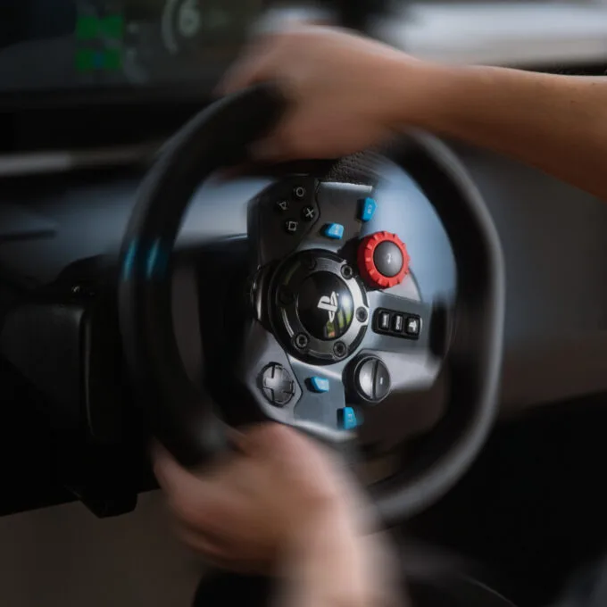 Logitech G29 Driving Force Racing Wheel & Pedals - Force Feedback USB — image 4