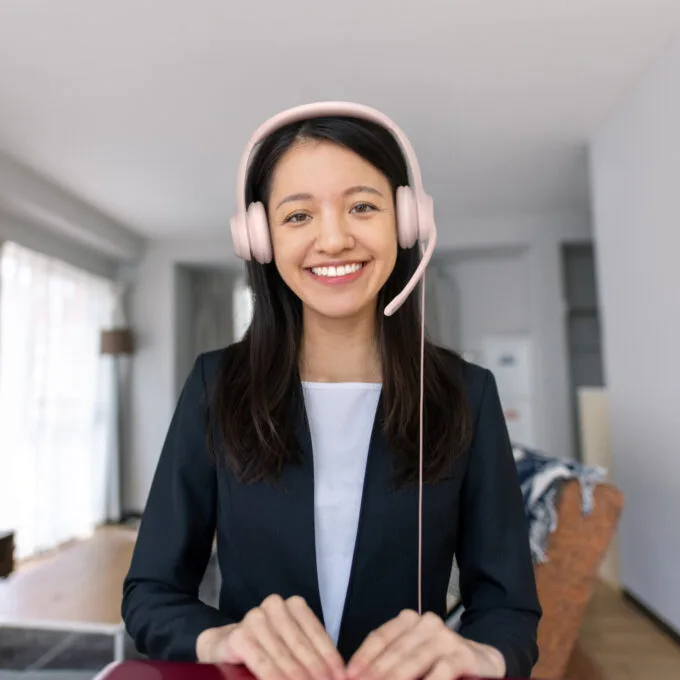 Logitech H390 USB-A Wired On-Ear Headset - Rose, Boom Microphone, In-line Mute & Rotary Volume, 1.9m Cable — image 8