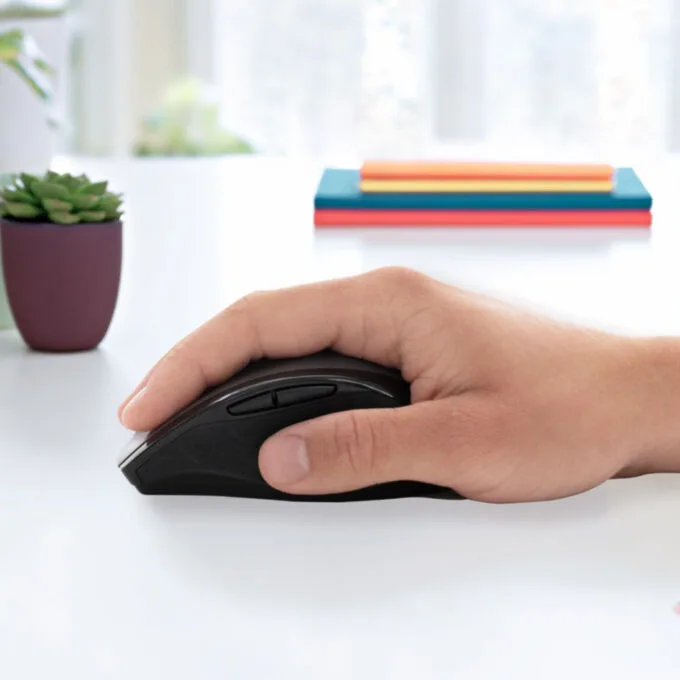 Logitech M705 Marathon Wireless Mouse 1000 DPI - 910-006034 — image 3