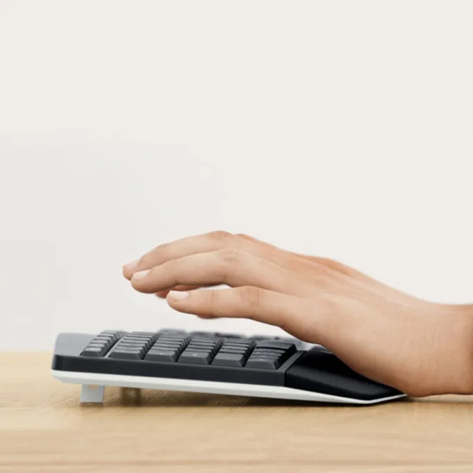 Logitech MK850 Performance Wireless Keyboard & Mouse Combo - German QWERTZ — image 5