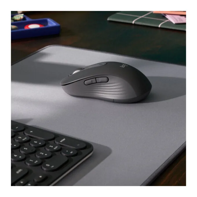 Logitech Signature M650 L 910-006348 Graphite Right-Hand Wireless Mouse — image 4