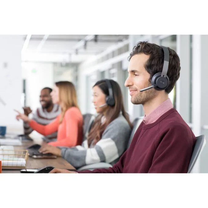 Logitech Zone Headset UC Wireless - On-Ear — image 12