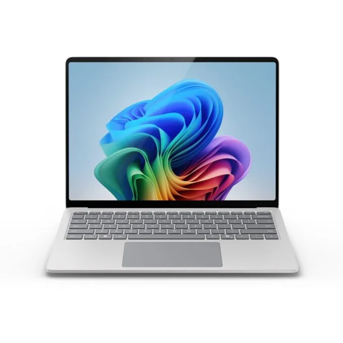 Microsoft Surface Laptop 13.8in Ultra 7 16GB RAM 256GB SSD Platinum — image 1