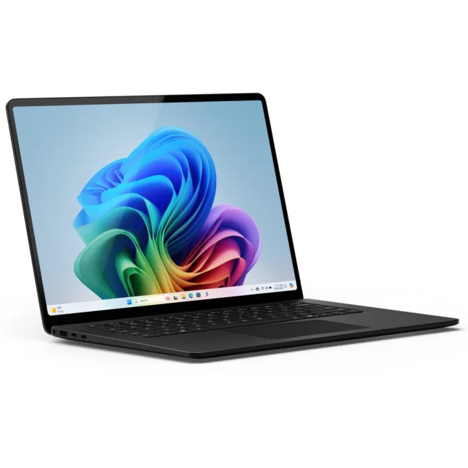 Microsoft Surface Laptop 7 Copilot+ - Black, 16GB LPDDR5x, 1TB SSD, Snapdragon X Elite 3.4GHz, 15" PixelSense Flow — image 3