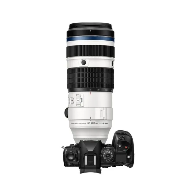 M.Zuiko Digital ED 50-200mm F2.8 IS PRO - 50-200mm F2.8 IS PRO - Micro Four Thirds Pro telephoto zoom with IS — image 3