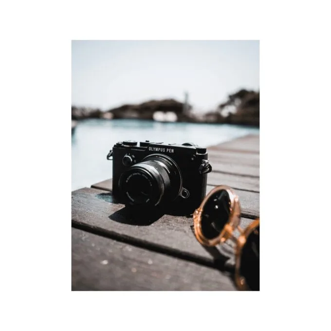 Olympus 45mm f/1.8 M.ZUIKO DIGITAL Lens Micro Four Thirds - ET-M4518 - Black, MFT — image 2