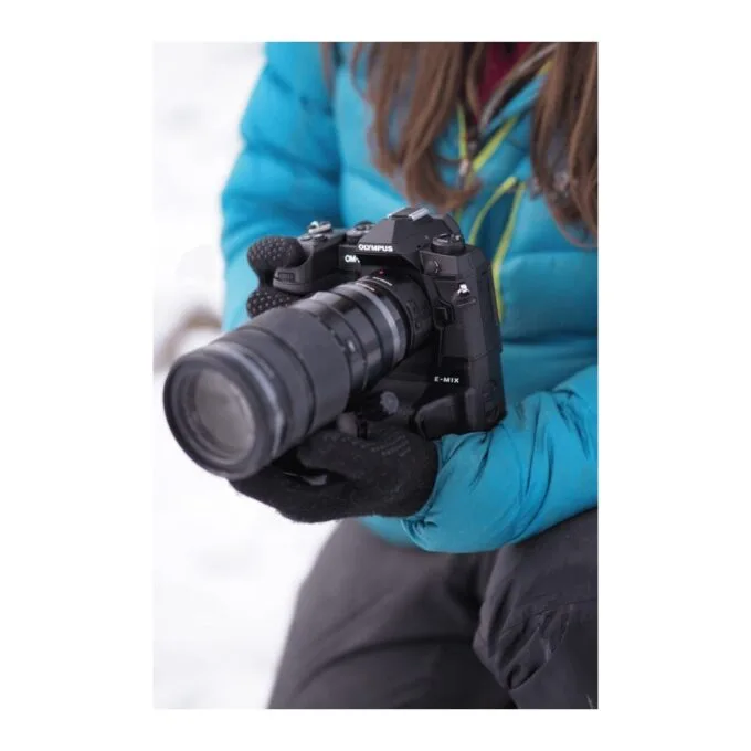 Olympus MC 2.0 Teleconverter for M.ZUIKO DIGITAL 40-150mm 1:2.8 PRO & M.ZUIKO DIGITAL ED 300mm 1:4 P — image 6