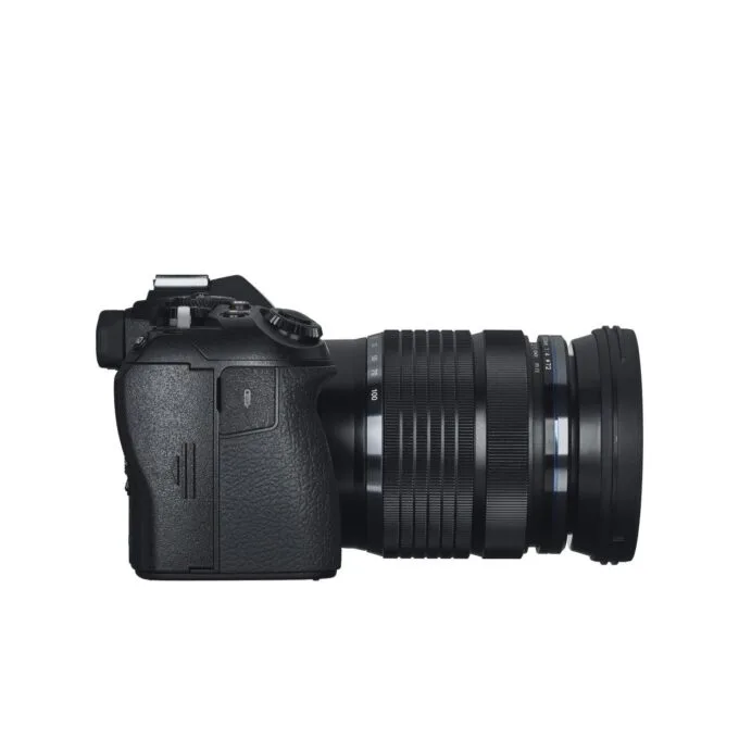 Olympus M.ZUIKO DIGITAL ED 12-100mm F4 IS PRO - EZ-M1210PRO - 77mm Filter, MFT Mount, Weather-Sealed, IS PRO — image 8