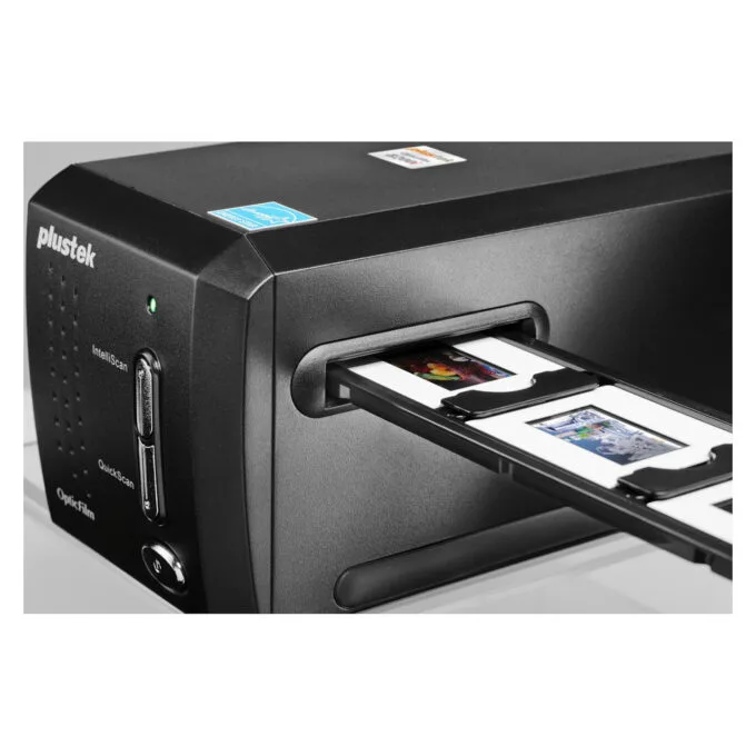 Plustek OpticFilm 8200i SE 7200 x 7200 DPI Film slide scanner Schwarz — image 5