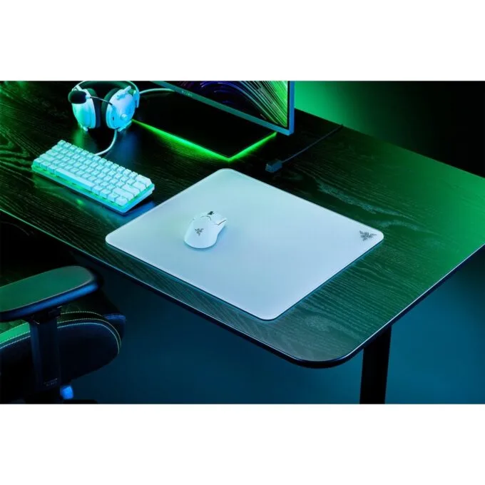 Razer Atlas white - RGB lighting — image 1