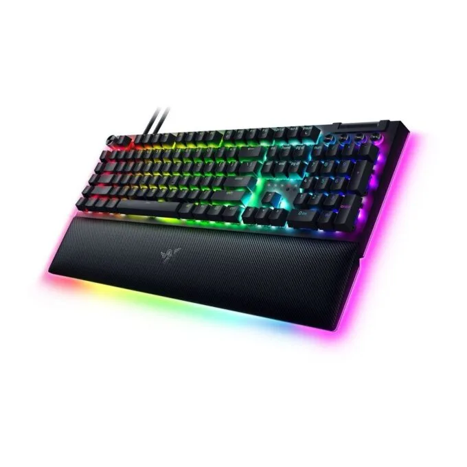 Razer BlackWidow V4 Pro Gaming Mechanical RGB Keyboard Green Clicky Switches — image 2