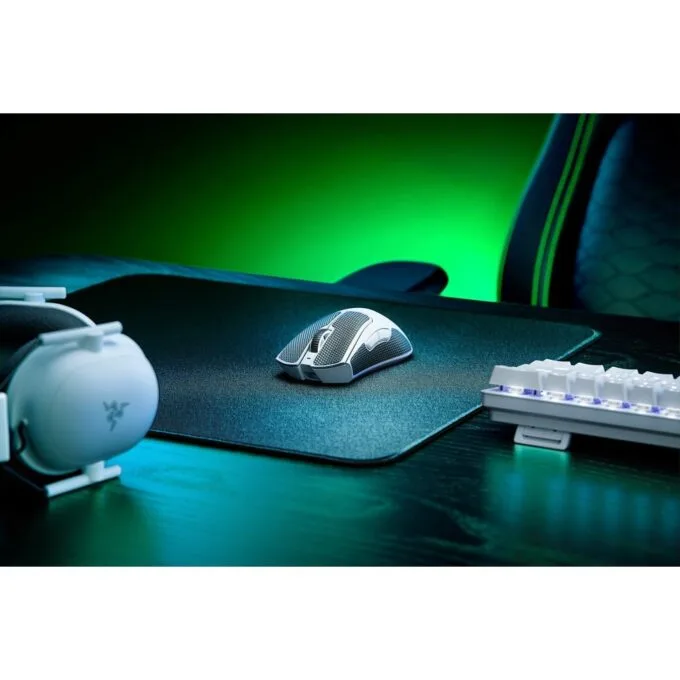 Razer DeathAdder V3 Pro White - V3 Pro - White — image 2