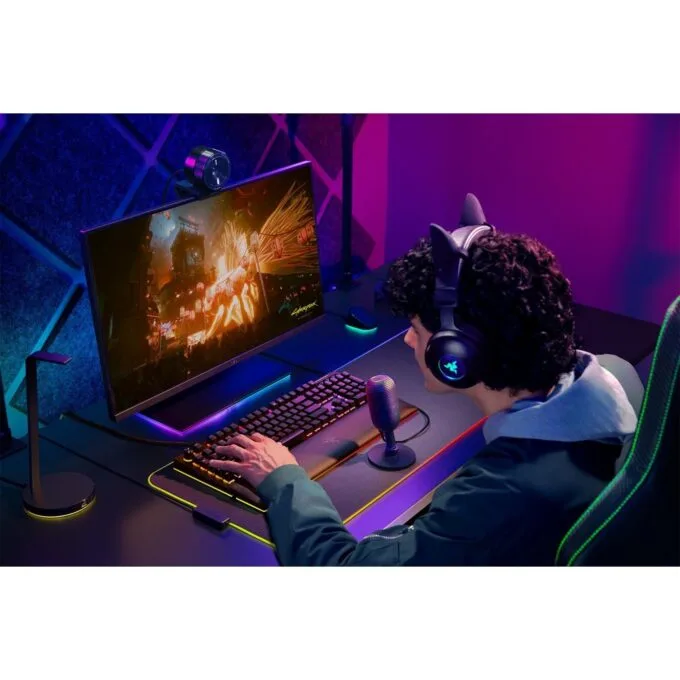 Razer Seiren V3 Mini Table Microphone - Black — image 9
