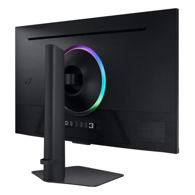 Samsung Odyssey G7 S32DG702EU 32" 4K UHD IPS 144Hz 1ms Gaming Monitor — image 11