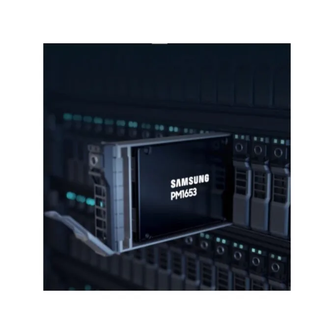 Samsung PM1653 1.92TB Enterprise SAS SSD - 24G SAS 2.5" - MZILG1T9HCJR — image 1