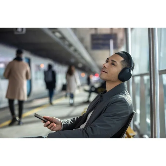 Sony WH-1000XM5B - Black - Wireless Over-Ear ANC Headphones with Microphone — image 5
