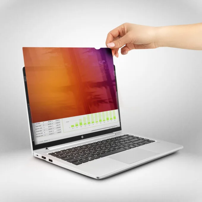 StarTech 14IN LAPTOP PRIVACY SCREEN — image 9